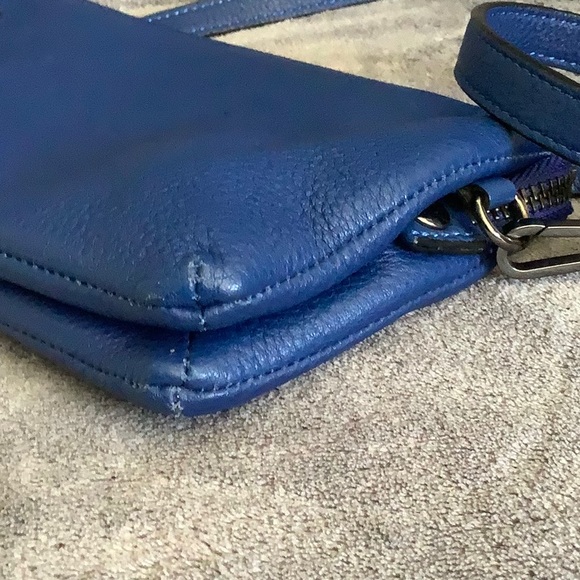 Halston Heritage Blue Leather Zipper Crossbody Bag - Picture 13 of 13